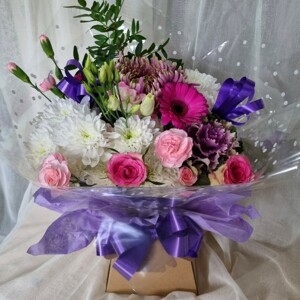 Lilacs Gift Box