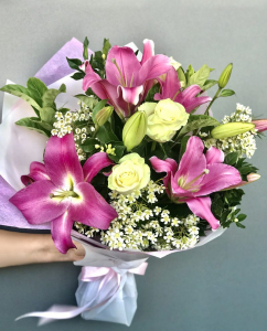 Pastel Bouquet And Choco