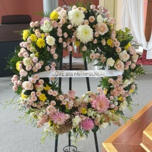 Large Funeral Tribute Wreath