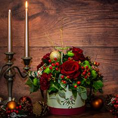 Mistletoe Kisses Gift Box