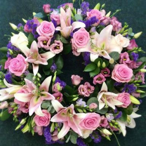 Queen Of Scots Wreath - A