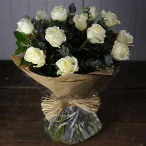 The Rose Bouquet In White