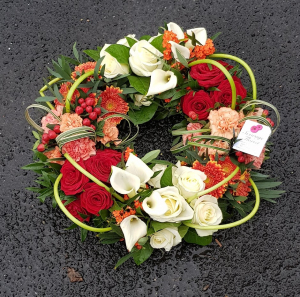 Cluster Wreath With Calla