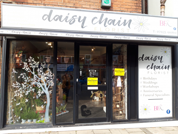 Daisy Chain Florist